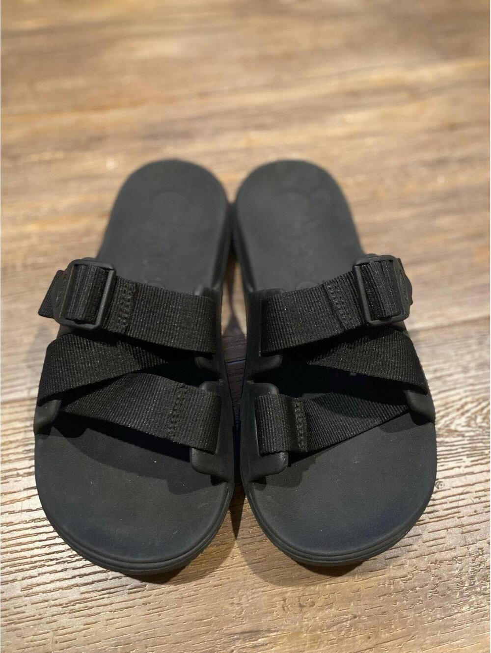 Chacos Chillos Black Slide Sandals sz 6 EUC